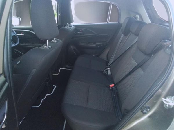 2025-Suzuki-Swift-12-GL image:12