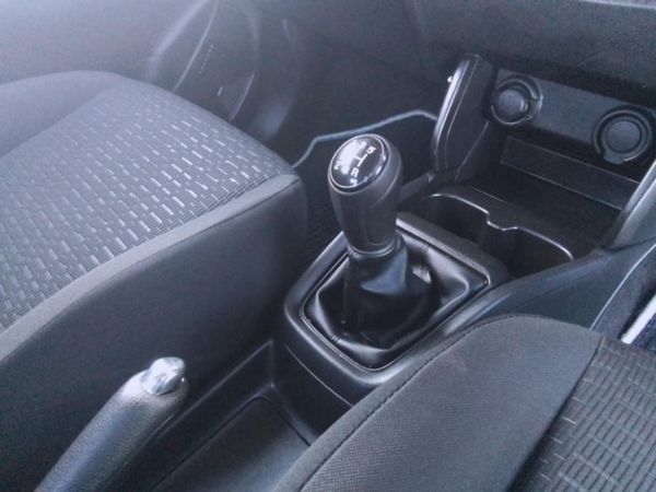 2025-Suzuki-Swift-12-GL image:16