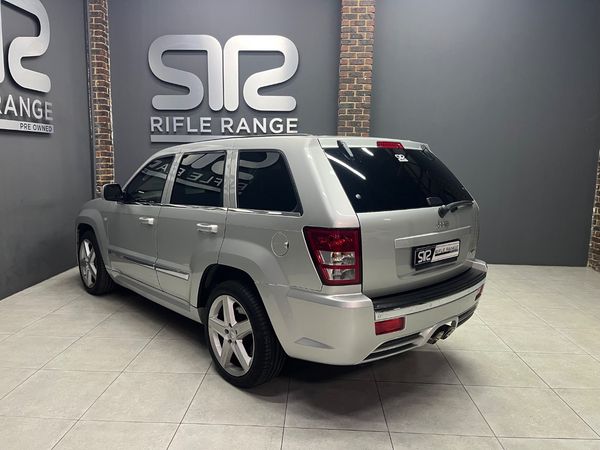 2007-Jeep-Grand-Cherokee-SRT8 image:3