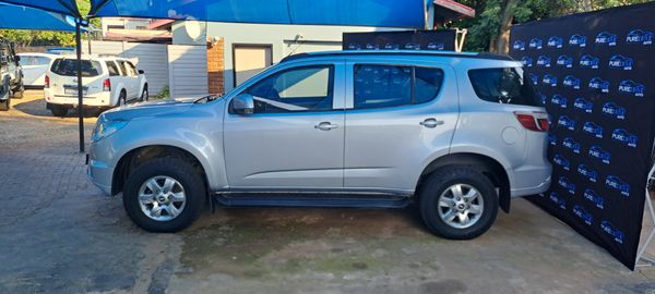 2014-Chevrolet-Trailblazer-25-LT image:3