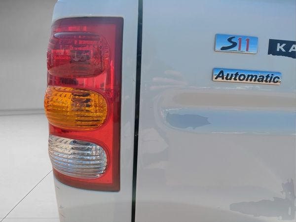 2025-Mahindra-Pik-Up-22-mHawk-S11-Dew-4x4-Auto-Double-Cab image:9