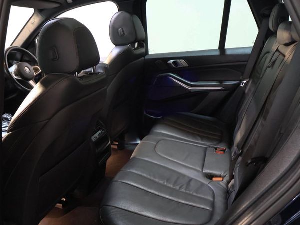 2019-BMW-X5-xDrive30d-M-Sport image:24