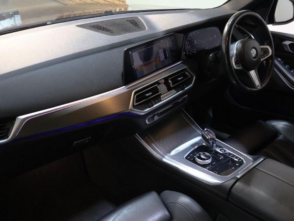 2019-BMW-X5-xDrive30d-M-Sport image:28