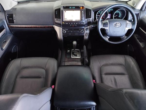 2008-Toyota-Land-Cruiser-200-V8-VX-Auto image:14