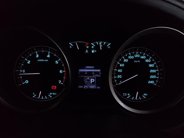 2008-Toyota-Land-Cruiser-200-V8-VX-Auto image:17
