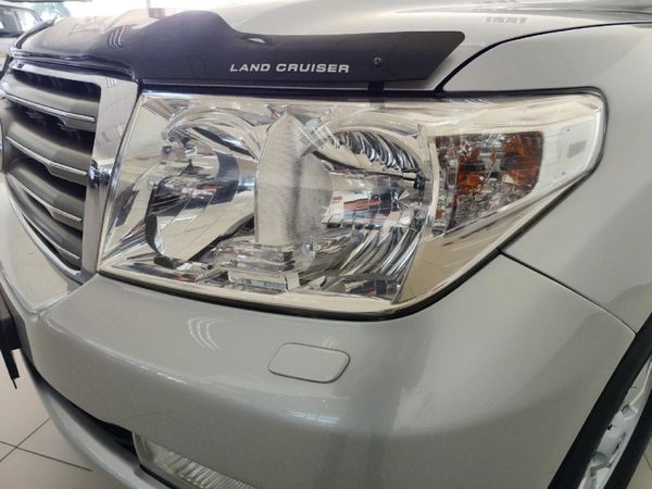 2008-Toyota-Land-Cruiser-200-V8-VX-Auto image:2