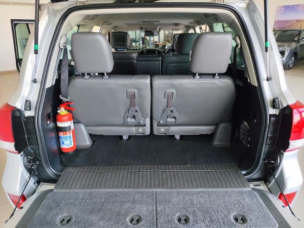 2008-Toyota-Land-Cruiser-200-V8-VX-Auto image:8