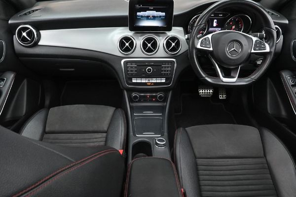 2018-Mercedes-Benz-GLA-200-Auto image:7