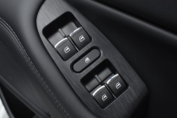 2026-GWM-P-Series-P300-24TD-LT-4x4-Double-Cab-Auto image:19