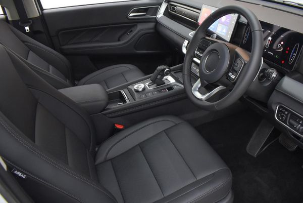 2026-GWM-P-Series-P300-24TD-LT-4x4-Double-Cab-Auto image:3