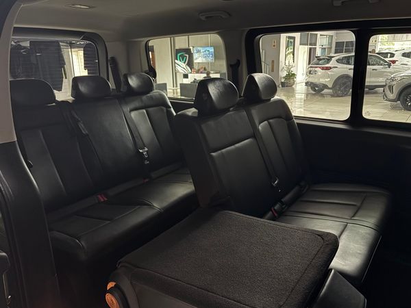 2022-Hyundai-Staria-22d-Executive-Auto image:9