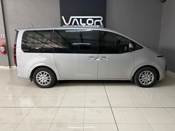 2022-Hyundai-Staria-22d-Executive-Auto image:3