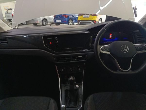 2025-Volkswagen-Taigo-10-TSI-Life-Auto image:10