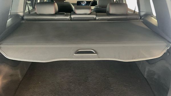 2021-Mercedes-Benz-GLB-220d-4Matic image:9