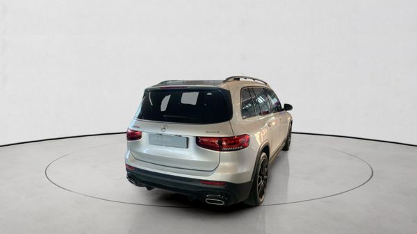 2021-Mercedes-Benz-GLB-220d-4Matic image:6