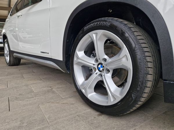 2014-BMW-X1-xDrive20d-Auto image:11
