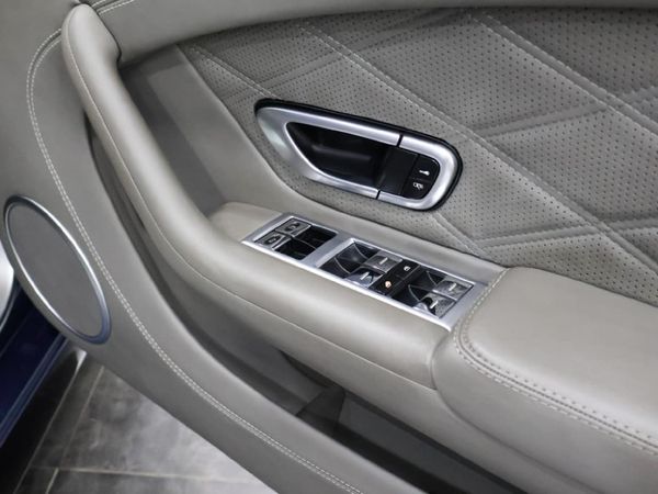 2016-Bentley-Continental-GT-V8-Coupe image:13