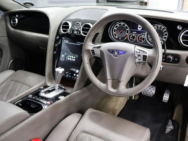 2016-Bentley-Continental-GT-V8-Coupe image:5