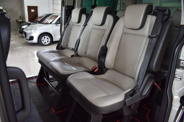 2015-Ford-Tourneo-Custom-22-TDCi-Ambiente-SWB image:13