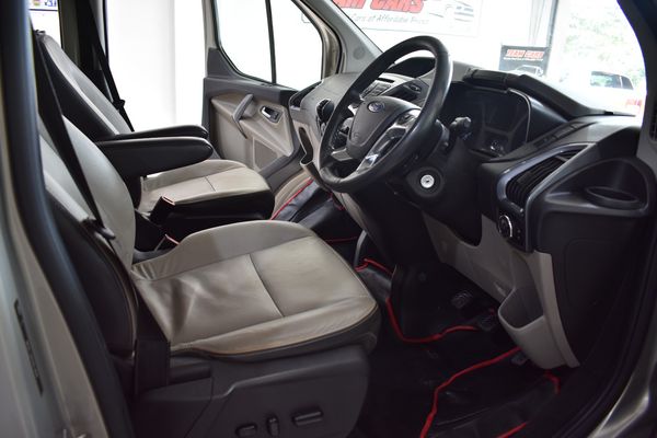 2015-Ford-Tourneo-Custom-22-TDCi-Ambiente-SWB image:8