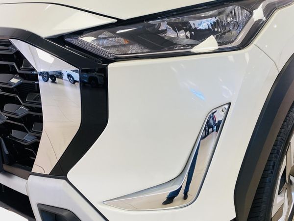 2026-Nissan-Magnite-10-Visia image:17