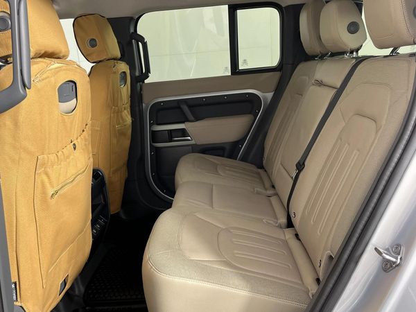 2021-Land-Rover-Defender-110-P400-First-Edition-294kW image:3