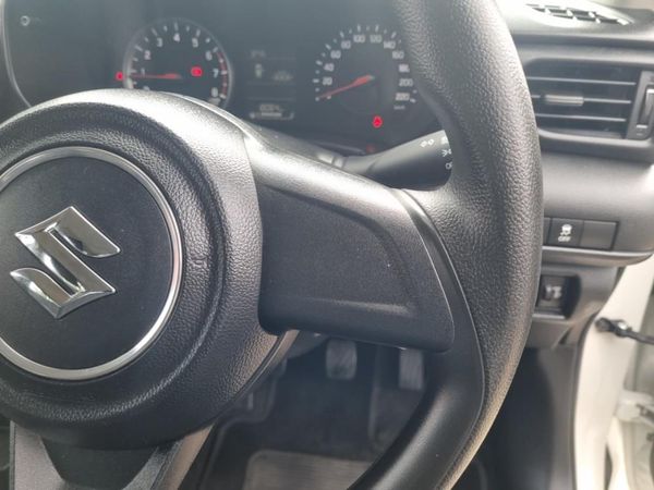 2025-Suzuki-Swift-12-GL image:16