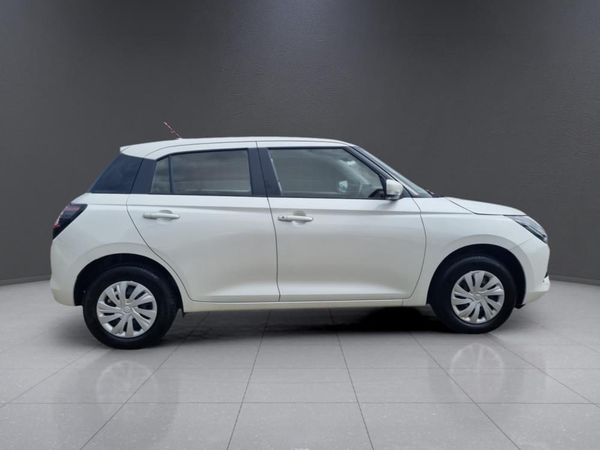 2025-Suzuki-Swift-12-GL image:7