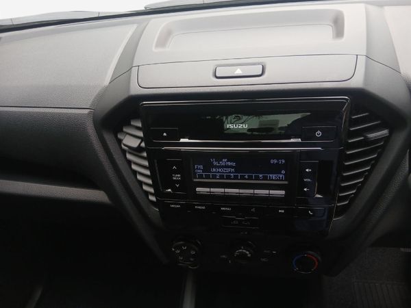 2026-Isuzu-D-Max-19-DDI-HR-L-Auto-Double-Cab image:14