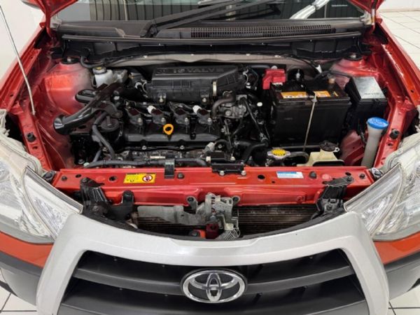 2015-Toyota-Etios-Cross-15-XS-5-dr image:13