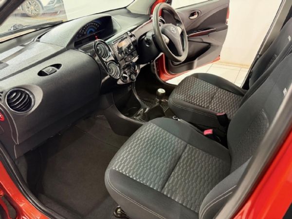 2015-Toyota-Etios-Cross-15-XS-5-dr image:6