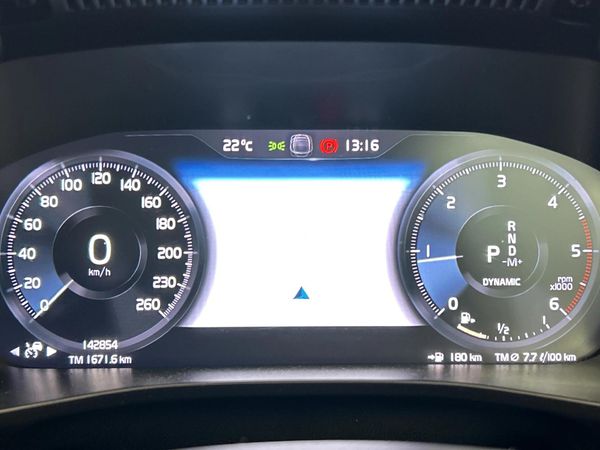 2018-Volvo-XC40-D4-Inscription-AWD-Auto image:2