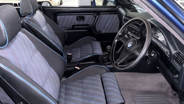 1991-BMW-3-Series-318i-Cabriolet-Executive image:14