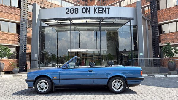 1991-BMW-3-Series-318i-Cabriolet-Executive image:1