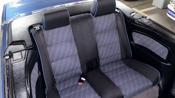 1991-BMW-3-Series-318i-Cabriolet-Executive image:20