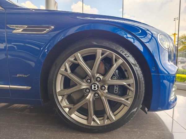 2023-Bentley-Flying-Spur-Speed image:4