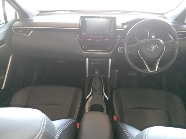 2022-Toyota-Corolla-Cross-18-XS image:6