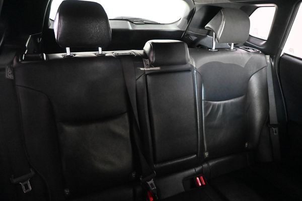 2023-Toyota-Corolla-Cross-18-XR image:7