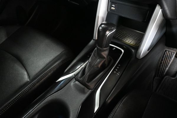 2023-Toyota-Corolla-Cross-18-XR image:8