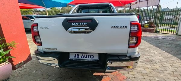 2023-Toyota-Hilux-24-GD-6-Raised-Body-SRX-Auto-Extended-Cab image:10