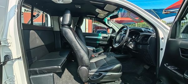 2023-Toyota-Hilux-24-GD-6-Raised-Body-SRX-Auto-Extended-Cab image:17