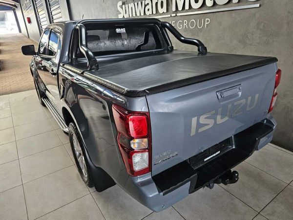 2025-Isuzu-D-Max-19-DDI-HR-LS-Auto-Double-Cab image:3