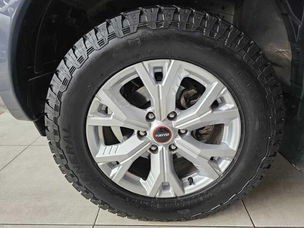 2025-Isuzu-D-Max-19-DDI-HR-LS-Auto-Double-Cab image:4