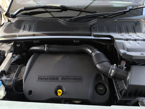 2012-Land-Rover-Range-Rover-Evoque-22-SD4-Dynamic-Coupe image:31