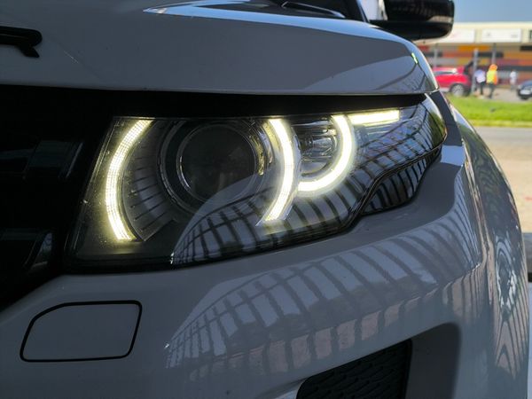 2012-Land-Rover-Range-Rover-Evoque-22-SD4-Dynamic-Coupe image:32