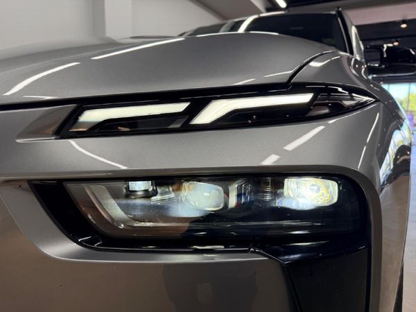 2024-BMW-X7-xDrive-M60i-M-Performance image:13