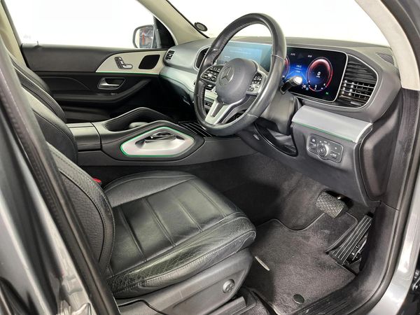 2020-Mercedes-Benz-GLE-400d-4Matic image:9