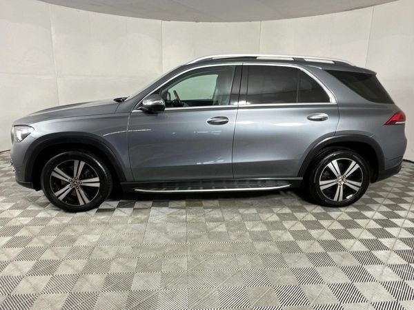 2020-Mercedes-Benz-GLE-400d-4Matic image:17