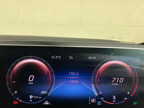 2020-Mercedes-Benz-GLE-400d-4Matic image:2