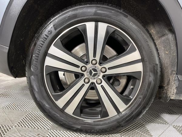 2020-Mercedes-Benz-GLE-400d-4Matic image:7